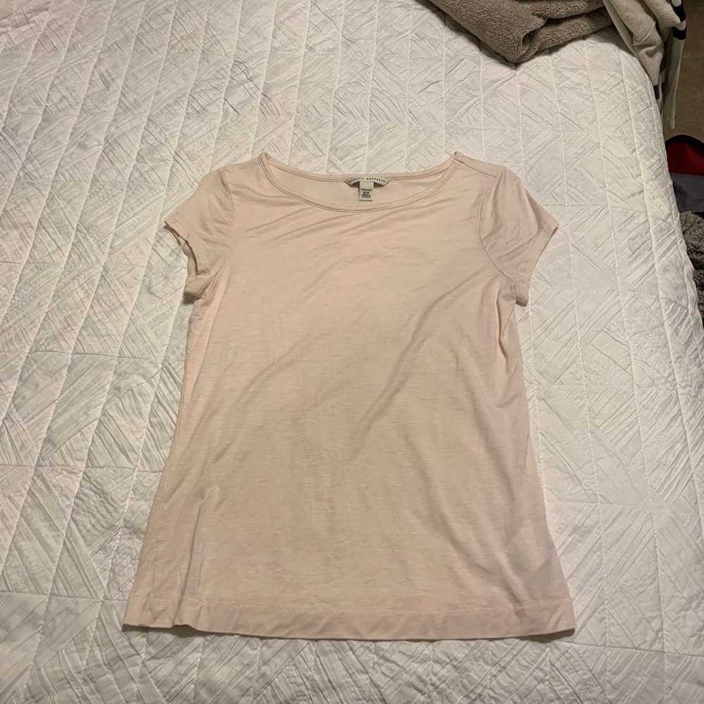 A banana republic very light pink t shirt